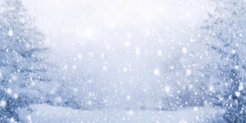 雪一片一片出自哪首好听的歌？