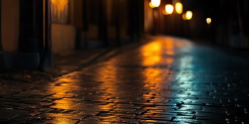 夜晚的路灯闪烁究竟是哪首歌？